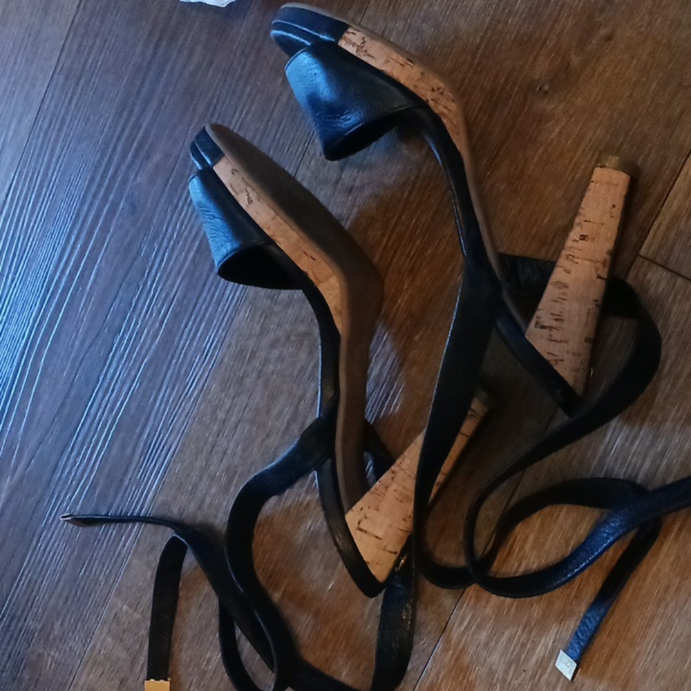 Vintage Chanel Black/ Cork Ankle Strap Sandals Size 36.5/size 6.5 - Picture 16 of 16